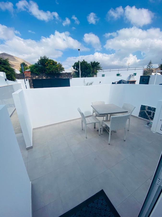 Apartment Alma 1 Tias Exterior photo
